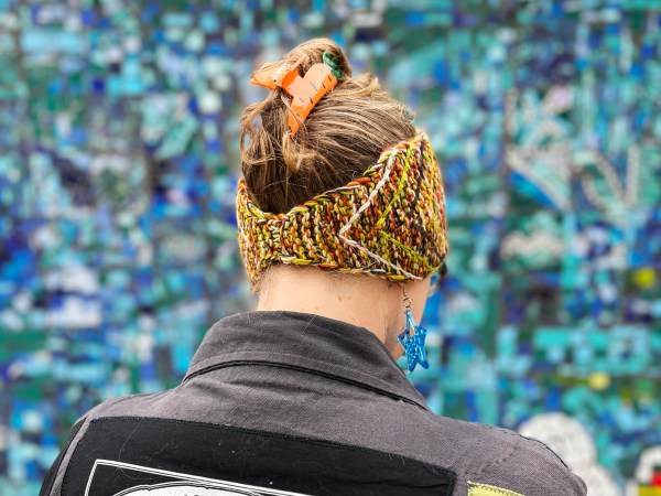 palindrome headband showing back